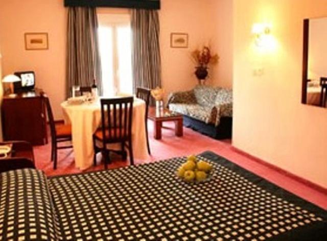 Kornilios Istron Hotel Giannitsa Kamer foto
