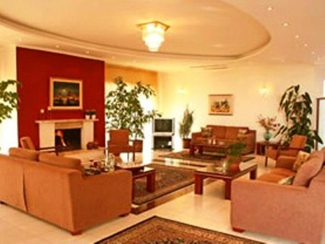Kornilios Istron Hotel Giannitsa Buitenkant foto
