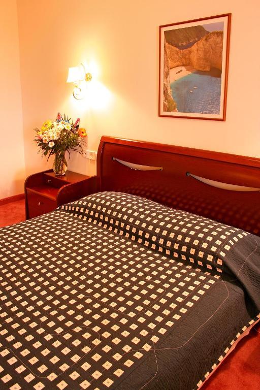 Kornilios Istron Hotel Giannitsa Kamer foto