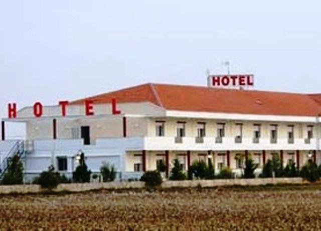 Kornilios Istron Hotel Giannitsa Buitenkant foto