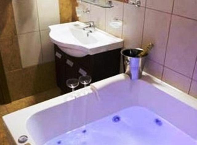 Kornilios Istron Hotel Giannitsa Buitenkant foto